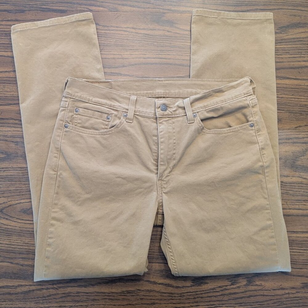 Levi 514 Men's 33 x 32 Straight Fit Khaki Jeans